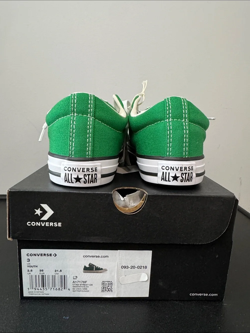 Converse Kids Low Top Street Ox Green Canvas Sneakers Youth Size 3 New NIB